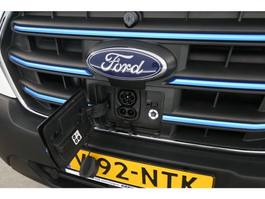 Ford E-Transit L2H2 Trend 68 kWh | Snelladen | SOH 98% | Airco | Camera | 3 Zits | Cruise | Carplay | Navi ActivLease financial lease