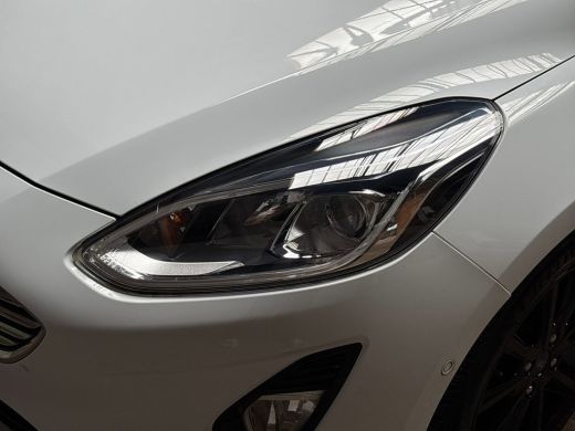 Ford Fiesta 1.0 EcoBoost Titanium (APPLE CARPLAY, GROOT NAVI, CAMERA, BANG&OLUFSEN, LM VELGEN, SPORTSTOELEN, ... ActivLease financial lease