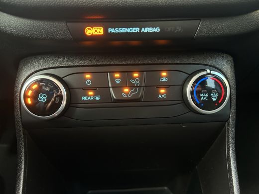 Ford Fiesta 1.1 | Cruise Control | Navi | Bluetooth | Airco | | Airco | Bluetooth telefoonvoorbereiding | Cru... ActivLease financial lease