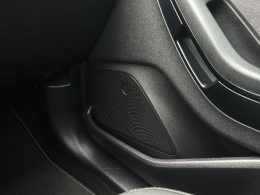 Ford Fiesta 1.1 | Cruise Control | Navi | Bluetooth | Airco | | Airco | Bluetooth telefoonvoorbereiding | Cru... ActivLease financial lease