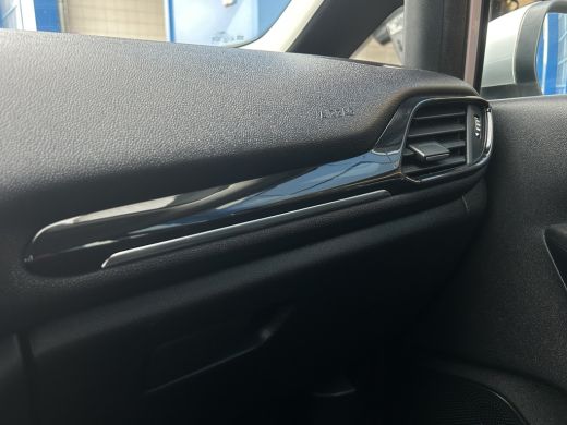 Ford Fiesta 1.1 | Cruise Control | Navi | Bluetooth | Airco | | Airco | Bluetooth telefoonvoorbereiding | Cru... ActivLease financial lease