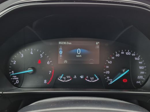 Ford Focus 1.0 EcoBoost Hybrid ST Line Full LED | Parkeersensoren | Full map navigatie | Carplay/android aut... ActivLease financial lease