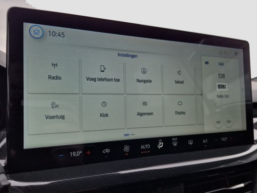 Ford Focus 1.0 EcoBoost Hybrid ST Line Full LED | Parkeersensoren | Full map navigatie | Carplay/android aut... ActivLease financial lease