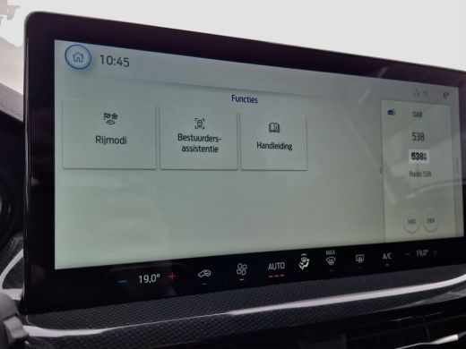 Ford Focus 1.0 EcoBoost Hybrid ST Line Full LED | Parkeersensoren | Full map navigatie | Carplay/android aut... ActivLease financial lease