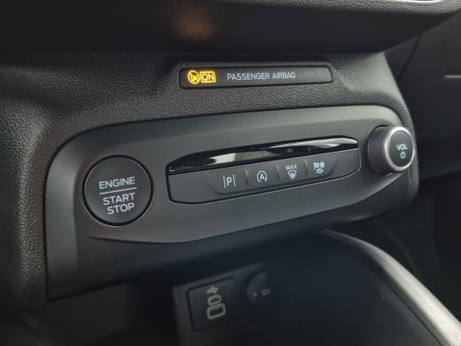 Ford Focus 1.0 EcoBoost Hybrid ST Line Full LED | Parkeersensoren | Full map navigatie | Carplay/android aut... ActivLease financial lease