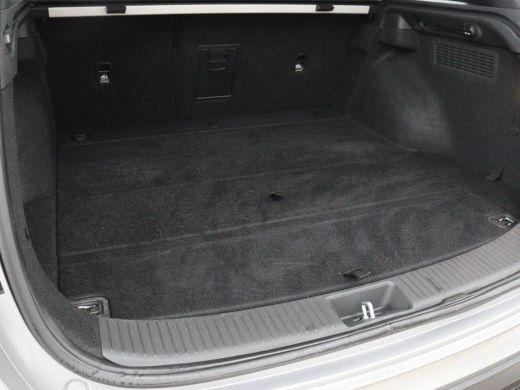 Hyundai i30 1.0 T-GDi MHEV Comfort Smart | Camera | Carplay | Keyless | Full LED | Navigatie | Climate contro... ActivLease financial lease