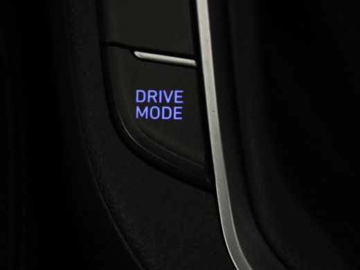 Hyundai i30 1.0 T-GDi MHEV Comfort Smart | Camera | Carplay | Keyless | Full LED | Navigatie | Climate contro... ActivLease financial lease