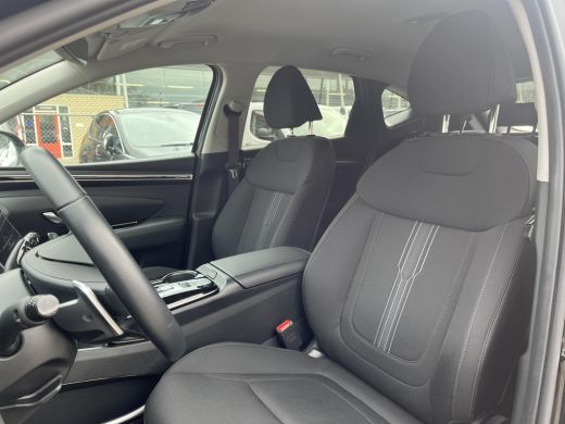 Hyundai Tucson 1.6 T-GDI PHEV Comfort 4WD | Stoelverwarming | Keyless | Android auto Apple Carplay |  Navigatie ... ActivLease financial lease