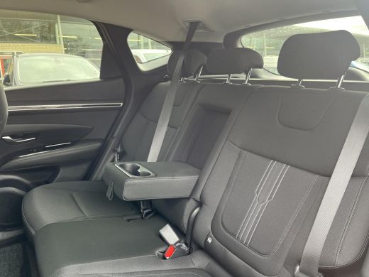 Hyundai Tucson 1.6 T-GDI PHEV Comfort 4WD | Stoelverwarming | Keyless | Android auto Apple Carplay |  Navigatie ... ActivLease financial lease