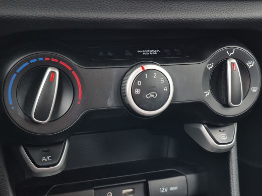 Kia Picanto 1.0 CVVT ComfortPlusLine Navigator Achteruitrij camera | Full map navigatie | Carplay/android aut... ActivLease financial lease