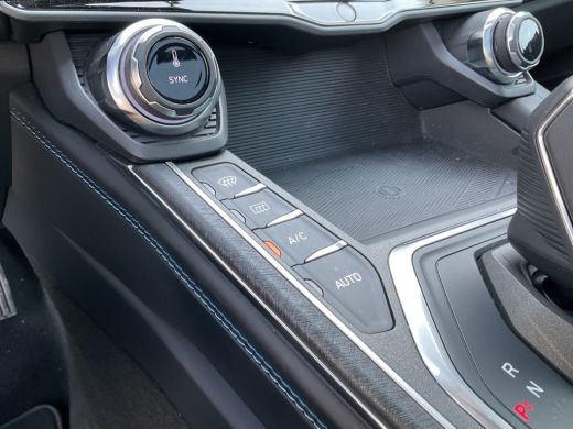 Lynk & Co 01 1.5 PHEV 262PK Adapt.Cruise ZwarteHemel 360&deg; Cam Carplay Plug-in Stoelverw Vol opties! ActivLease financial lease