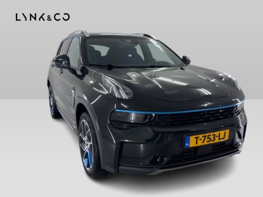 Lynk & Co 01 1.5 PHEV 262PK Adapt.Cruise ZwarteHemel 360&deg; Cam Carplay Plug-in Stoelverw Vol opties! ActivLease financial lease