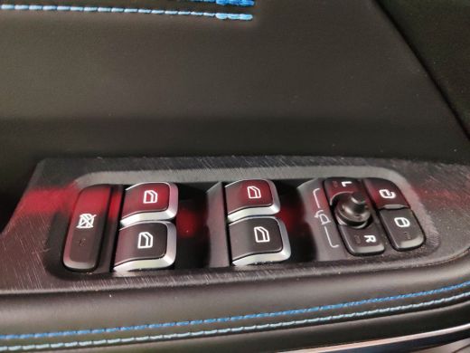 Lynk & Co 01 1.5 PHEV 262PK Adapt.Cruise ZwarteHemel 360&deg; Cam Carplay Plug-in Stoelverw Vol opties! ActivLease financial lease