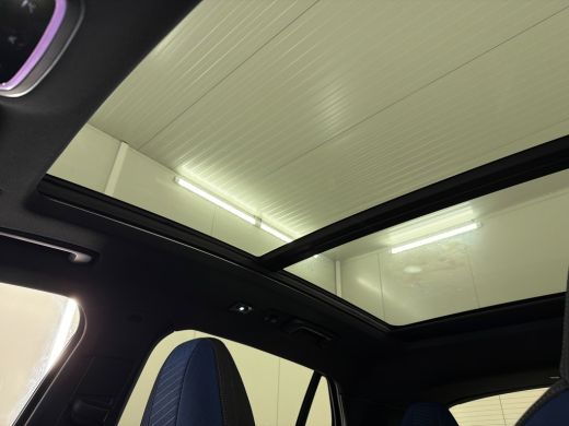 Lynk & Co 01 1.5 PHEV 262PK Adapt.Cruise ZwarteHemel 360&deg; Cam Carplay Plug-in Stoelverw Vol opties! ActivLease financial lease