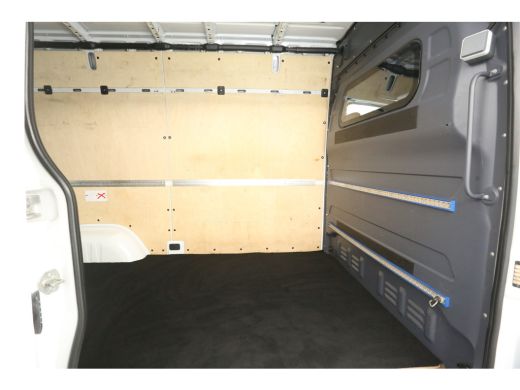 Mercedes-Benz Sprinter 316 2.2 CDI L2H2 | Airco | Cruise | Camera | Carplay | Trekhaak | Navi | Parkeersens. ActivLease financial lease