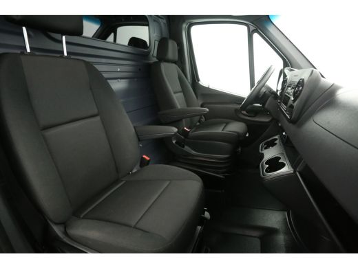 Mercedes-Benz Sprinter 317 170PK L2H2 | Automaat | Airco | Cruise | Camera | Stoelverwarming ActivLease financial lease