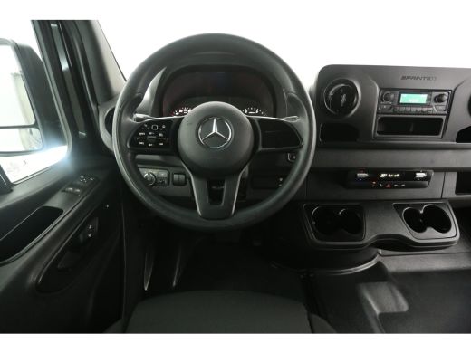 Mercedes-Benz Sprinter 317 170PK L2H2 | Automaat | Airco | Cruise | Camera | Stoelverwarming ActivLease financial lease