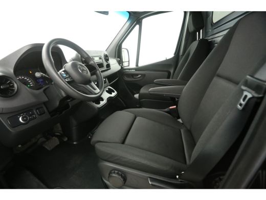 Mercedes-Benz Sprinter 317 170PK L2H2 | Automaat | Airco | Cruise | Camera | Stoelverwarming ActivLease financial lease
