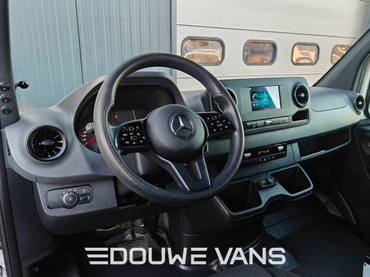 Mercedes-Benz Sprinter L2 H2 Automaat 317 3500 Trekhaak MBUX NAP BOTT Inrichting Standkachel Omvormer (Nieuwe motor 70km) ActivLease financial lease