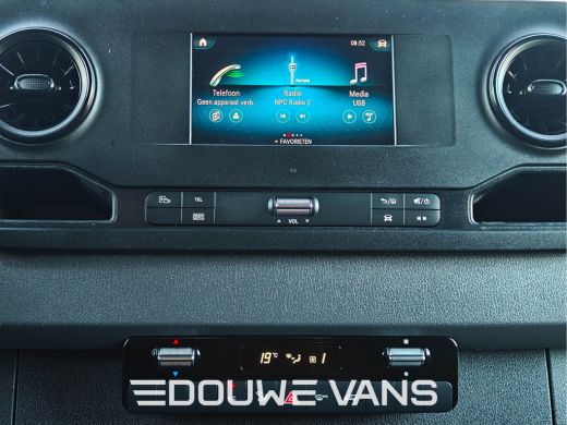 Mercedes-Benz Sprinter L2 H2 Automaat 317 3500 Trekhaak MBUX NAP BOTT Inrichting Standkachel Omvormer (Nieuwe motor 70km) ActivLease financial lease