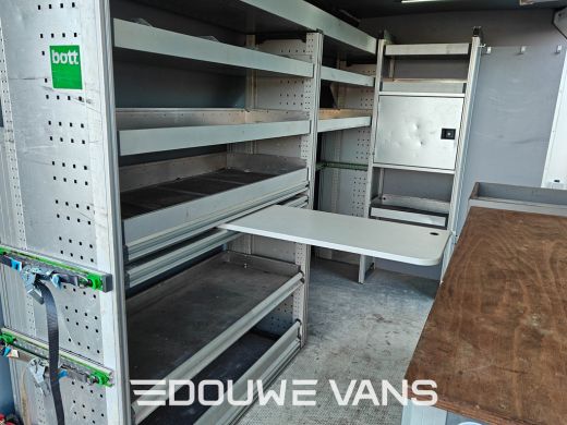 Mercedes-Benz Sprinter L2 H2 Automaat 317 3500 Trekhaak MBUX NAP BOTT Inrichting Standkachel Omvormer (Nieuwe motor 70km) ActivLease financial lease