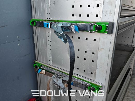 Mercedes-Benz Sprinter L2 H2 Automaat 317 3500 Trekhaak MBUX NAP BOTT Inrichting Standkachel Omvormer (Nieuwe motor 70km) ActivLease financial lease