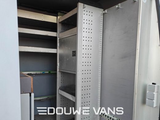 Mercedes-Benz Sprinter L2 H2 Automaat 317 3500 Trekhaak MBUX NAP BOTT Inrichting Standkachel Omvormer (Nieuwe motor 70km) ActivLease financial lease