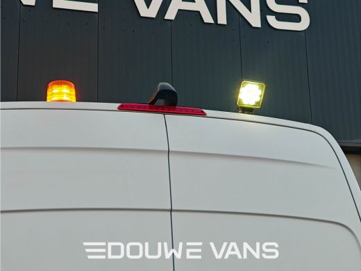 Mercedes-Benz Sprinter L2 H2 Automaat 317 3500 Trekhaak MBUX NAP BOTT Inrichting Standkachel Omvormer (Nieuwe motor 70km) ActivLease financial lease