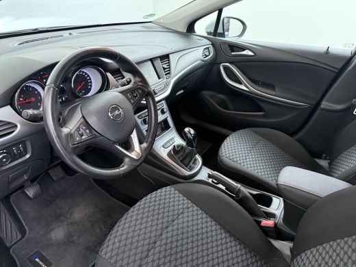 Opel Astra Sports Tourer 1.2 Edition / Navigatie / Parkeersensoren / Carplay / LED / 16'' LMV ActivLease financial lease