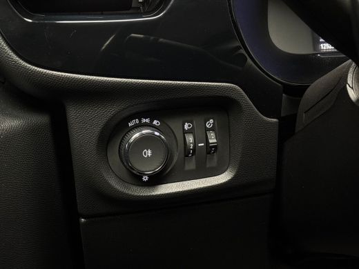 Opel Corsa 1.2 Elegance (VIRTUAL COCKPIT, APPLE CARPLAY, STUUR/STOELVERWARMING, 360 CAMERA, SPORTSTOELEN, LM... ActivLease financial lease