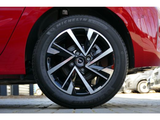 Opel Corsa 1.2 TURBO 100PK GS AUTOMAAT / NAVI / AIRCO / CAMERA / LED / PDC / BLUETOOTH / CRUISECONTROL / 1E ... ActivLease financial lease