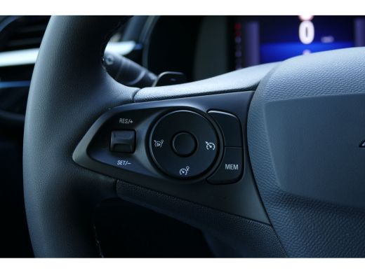 Opel Corsa 1.2 TURBO 100PK GS AUTOMAAT / NAVI / AIRCO / CAMERA / LED / PDC / BLUETOOTH / CRUISECONTROL / 1E ... ActivLease financial lease