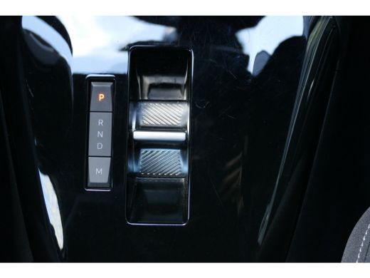 Opel Corsa 1.2 TURBO 100PK GS AUTOMAAT / NAVI / AIRCO / CAMERA / LED / PDC / BLUETOOTH / CRUISECONTROL / 1E ... ActivLease financial lease