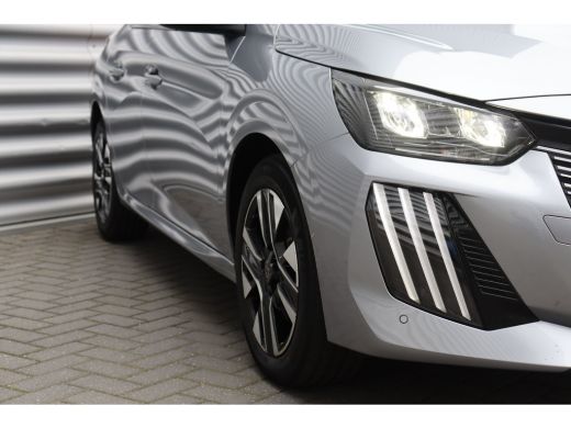 Peugeot 208 1.2 PURETECH 100PK ALLURE / NAVI / LEDER / CLIMA / PDC / 16" LMV / CAMERA / WINTERPAKKET / CRUISE... ActivLease financial lease