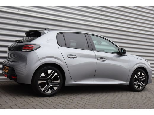 Peugeot 208 1.2 PURETECH 100PK ALLURE / NAVI / LEDER / CLIMA / PDC / 16" LMV / CAMERA / WINTERPAKKET / CRUISE... ActivLease financial lease