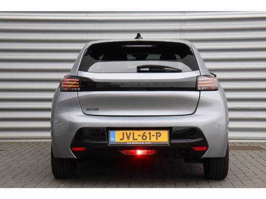 Peugeot 208 1.2 PURETECH 100PK ALLURE / NAVI / LEDER / CLIMA / PDC / 16" LMV / CAMERA / WINTERPAKKET / CRUISE... ActivLease financial lease