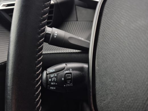 Peugeot 208 1.2 PureTech Allure 100pk | Keyless | Camera | Full LED | Full map navigatie | Carplay/android au... ActivLease financial lease