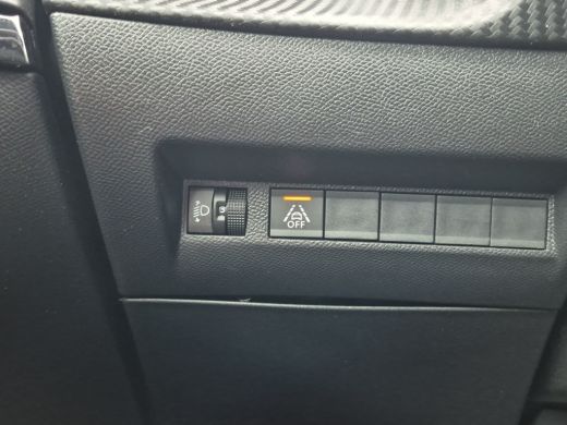 Peugeot 208 1.2 PureTech Allure 100pk | Keyless | Camera | Full LED | Full map navigatie | Carplay/android au... ActivLease financial lease