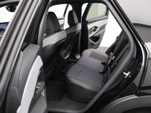 Peugeot 3008 1.2 Hybrid 145 GT Stoelverwarming | Elektrische Kofferklep | Stuurverwarming | Adaptieve Cruise C... ActivLease financial lease