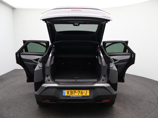 Peugeot 3008 1.2 Hybrid 145 GT Stoelverwarming | Elektrische Kofferklep | Stuurverwarming | Adaptieve Cruise C... ActivLease financial lease