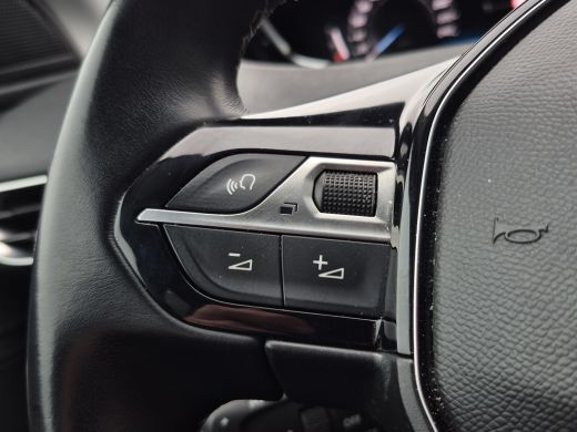 Peugeot 3008 1.2 PureTech Allure Pack Automaat | Trekhaak | Camera | Full LED | Keyless | Parkeersensoren | Fu... ActivLease financial lease