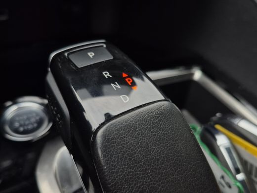 Peugeot 3008 1.2 PureTech Allure Pack Automaat | Trekhaak | Camera | Full LED | Keyless | Parkeersensoren | Fu... ActivLease financial lease