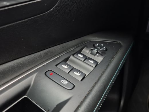 Peugeot 3008 1.2 PureTech Allure Pack Automaat | Trekhaak | Camera | Full LED | Keyless | Parkeersensoren | Fu... ActivLease financial lease