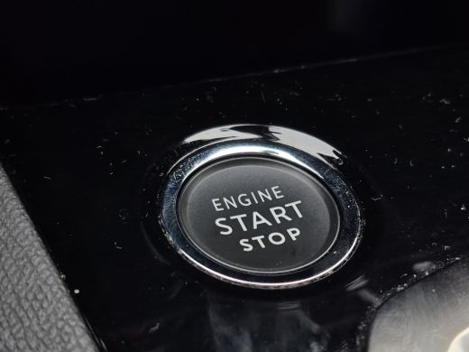 Peugeot 5008 1.2 PureTech GT Pack Business Focal geluid | Full LED | Adaptive CC | Elektrische achterklep | 36... ActivLease financial lease