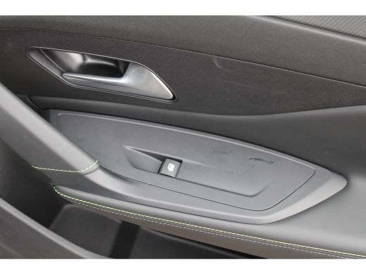 Peugeot e-308 GT 54 kWh | Nieuw model | Fase 3 laden | Massage | Stoelverwarming | Navigatie | Camera | Origine... ActivLease financial lease