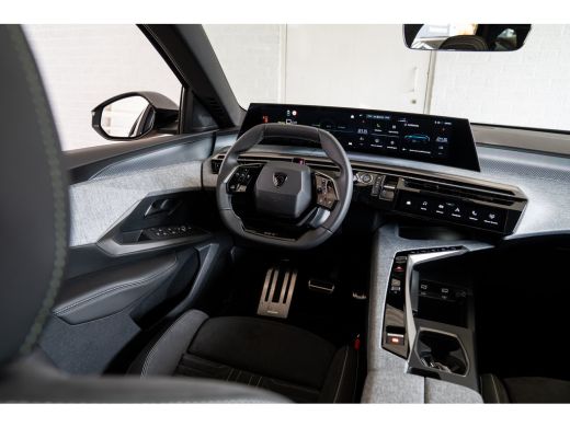 Peugeot e-5008 GT Avantage 73 kWh | Snel leverbaar | 17% bijtelling tot &euro;30.000 ActivLease financial lease