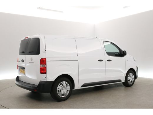 Peugeot e-Expert L2H1 75 kWh | NIEUW | Snelladen | SOH 99% | Airco | 3 Zits | Cruise | Camera | Carplay | Navi ActivLease financial lease