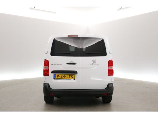 Peugeot e-Expert L2H1 75 kWh | NIEUW | Snelladen | SOH 99% | Airco | 3 Zits | Cruise | Camera | Carplay | Navi ActivLease financial lease