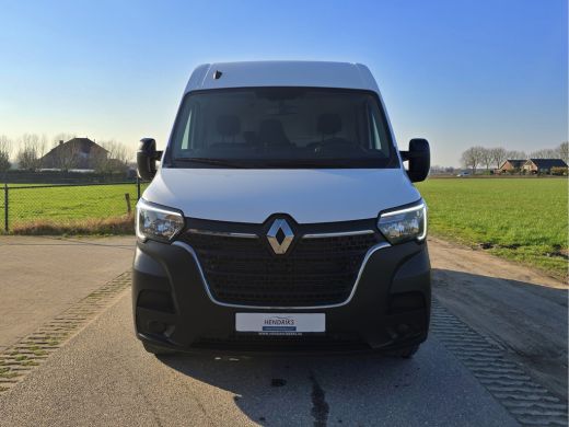 Renault Master T35 2.3 dCi L2 H2 - 150 PK - Euro 6 - Airco - Cruise Control ActivLease financial lease