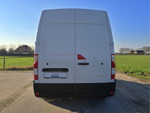 Renault Master T35 2.3 dCi L2 H2 - 150 PK - Euro 6 - Airco - Cruise Control ActivLease financial lease